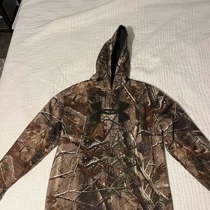 Under Armour Realtree camo hoodie